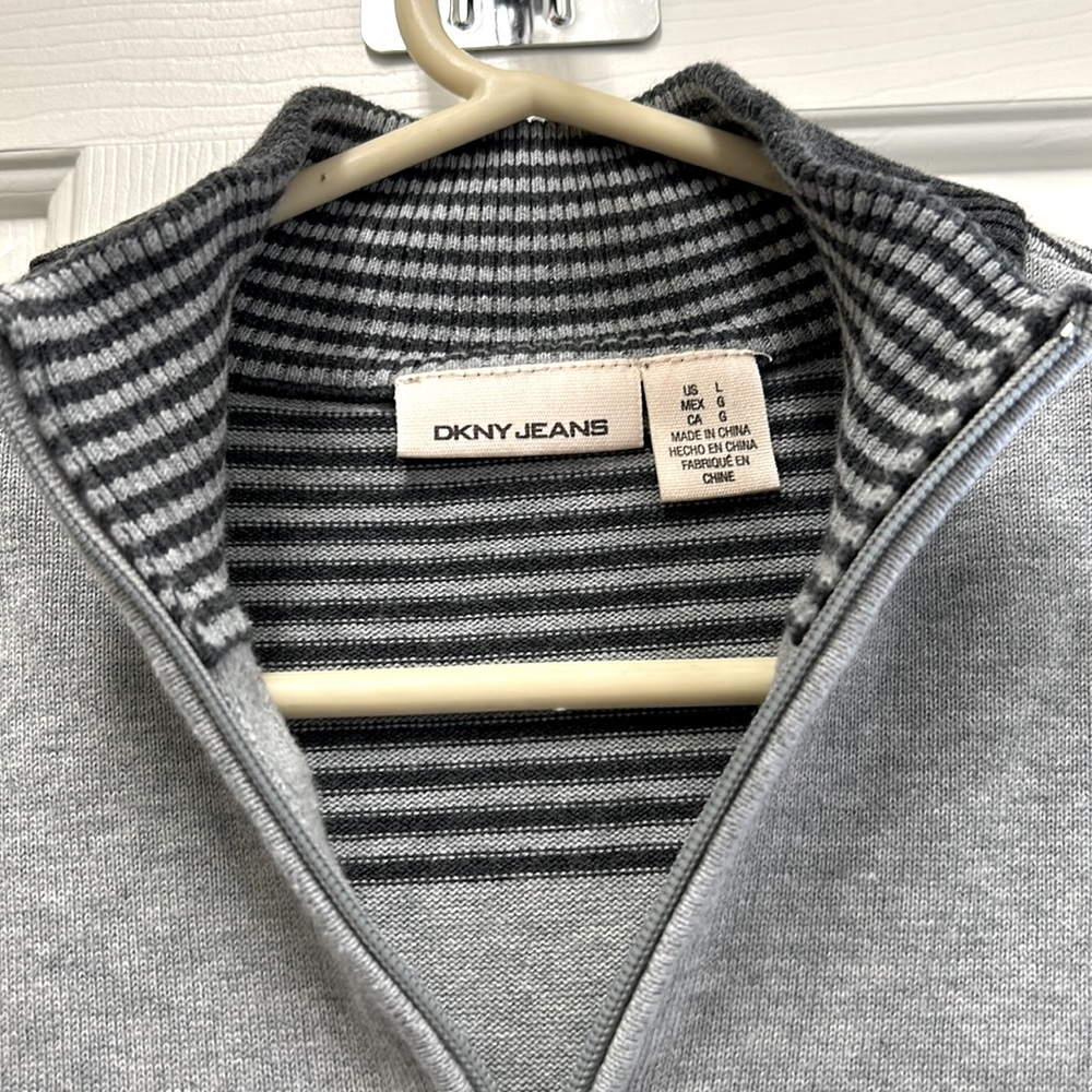 DKNY Men’s sweater with zipper Size L grey with Dark grey - Picture 3 of 6
